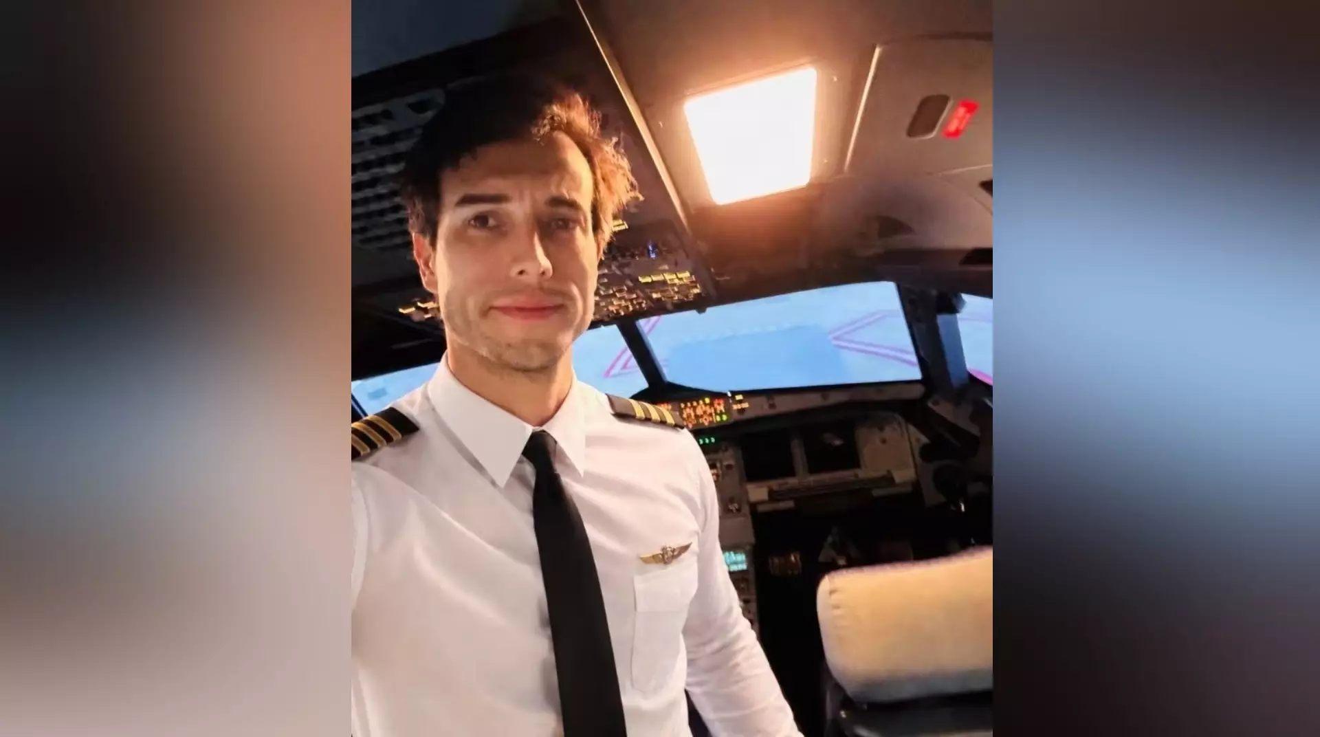 Noi detalii despre instructorul care s-a aruncat din avion. Tatăl lui susține că „trecea printr-o perioadă dificilă”